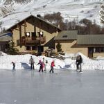 © Patinoire naturelle d'Arsine - @GîtelePasdeL'Ane